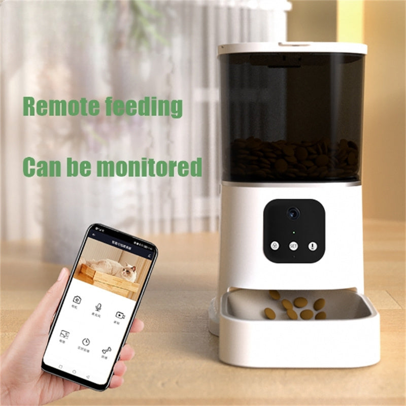 Feeding Cat Dog Food Dispenser